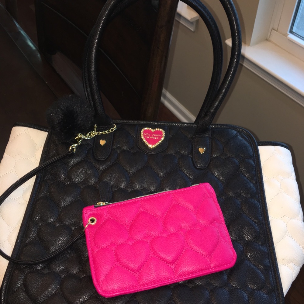 BETSEY JOHNSON Quilted Heart Black White Pink BAG